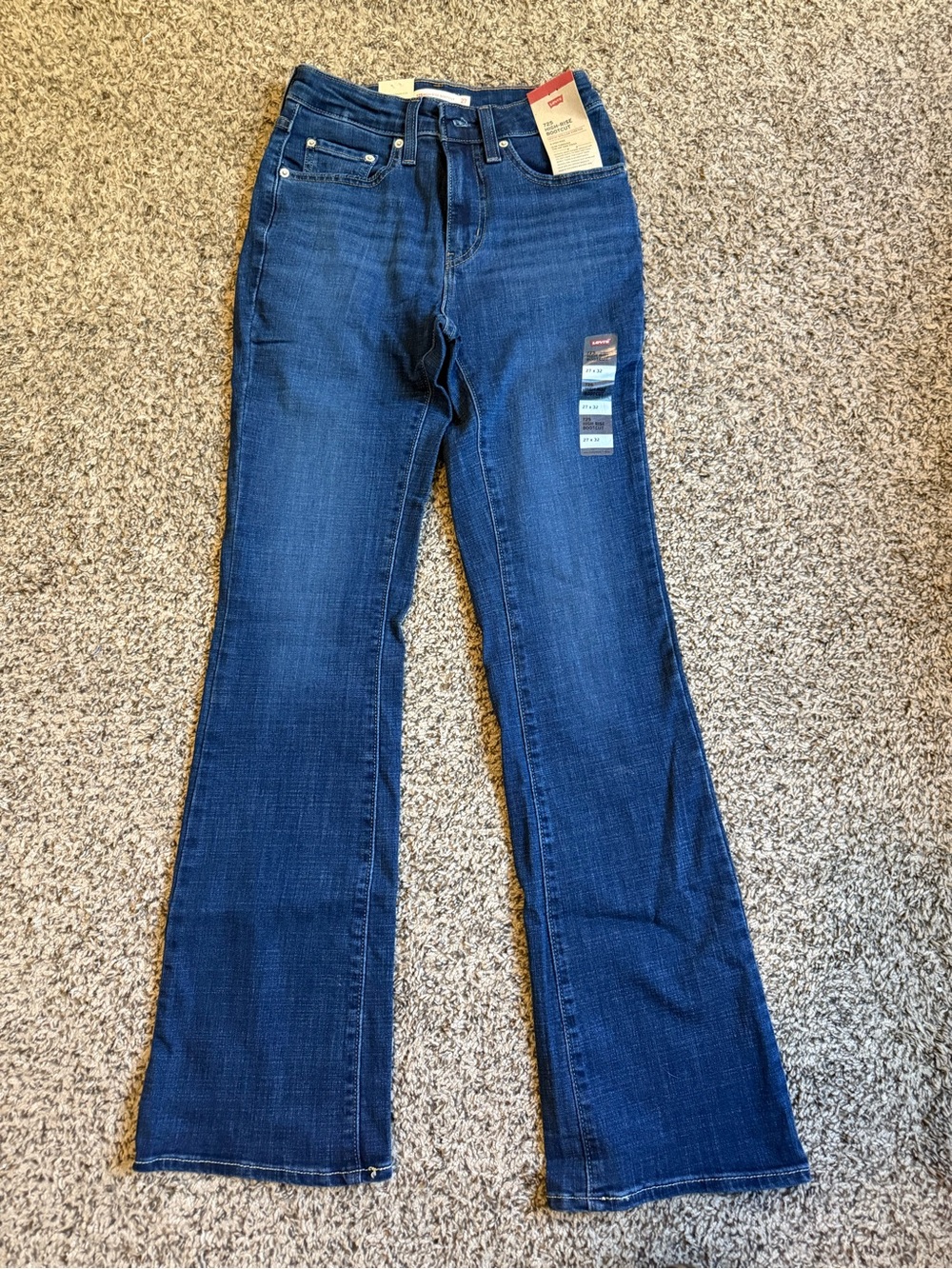 Levi's 725 High Rise Bootcut Jeans NWT
